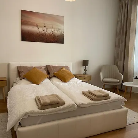Rakoczihome Sopron Exterior photo