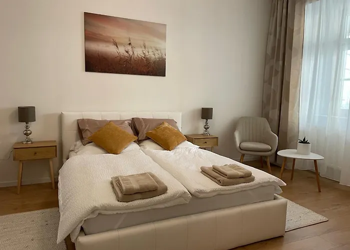 Rakoczihome