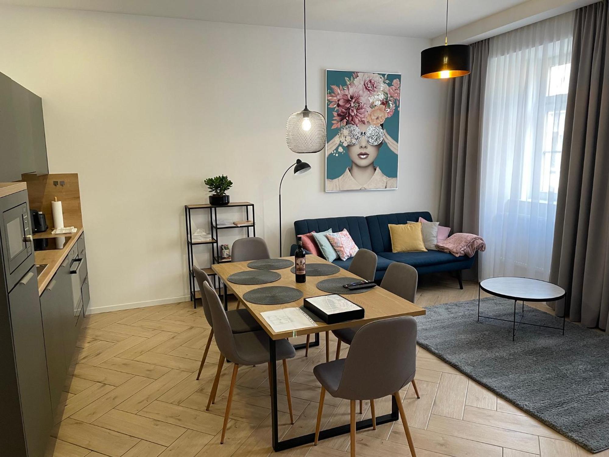 Rakoczihome Apartment *